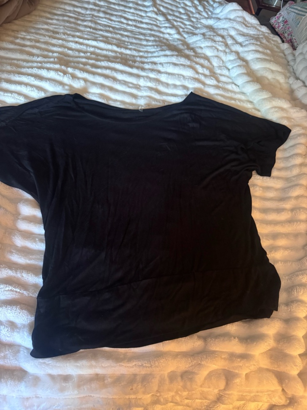 Black Women's Relaxed Short Sleeve Top